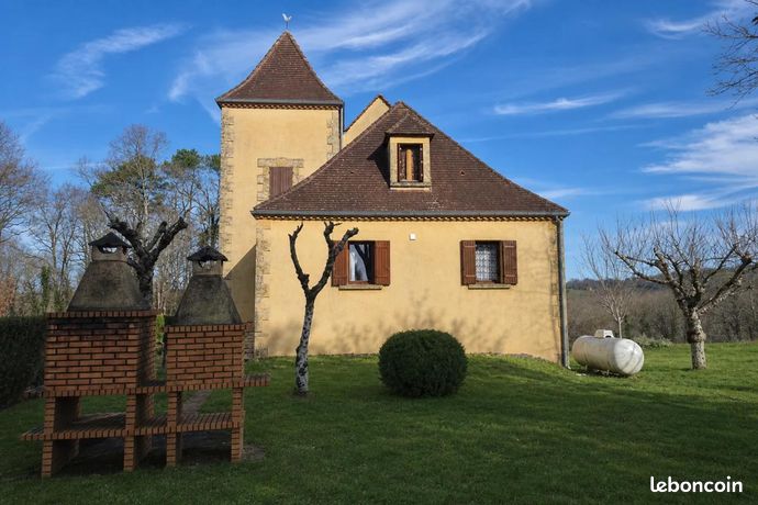 Maison 8 pièces 197 m²