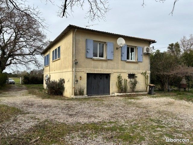 Maison 7 pièces 133 m² · à Saint-Martin-de-Crau · 133 m² · 1 300 €/mois