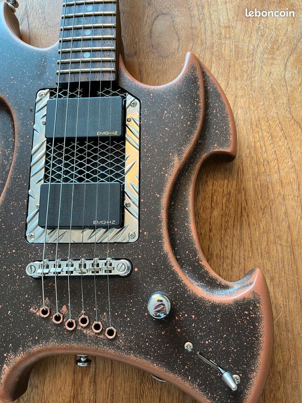 Cort Moscato 2 - LTD micros EMG modèle signature (image 2)