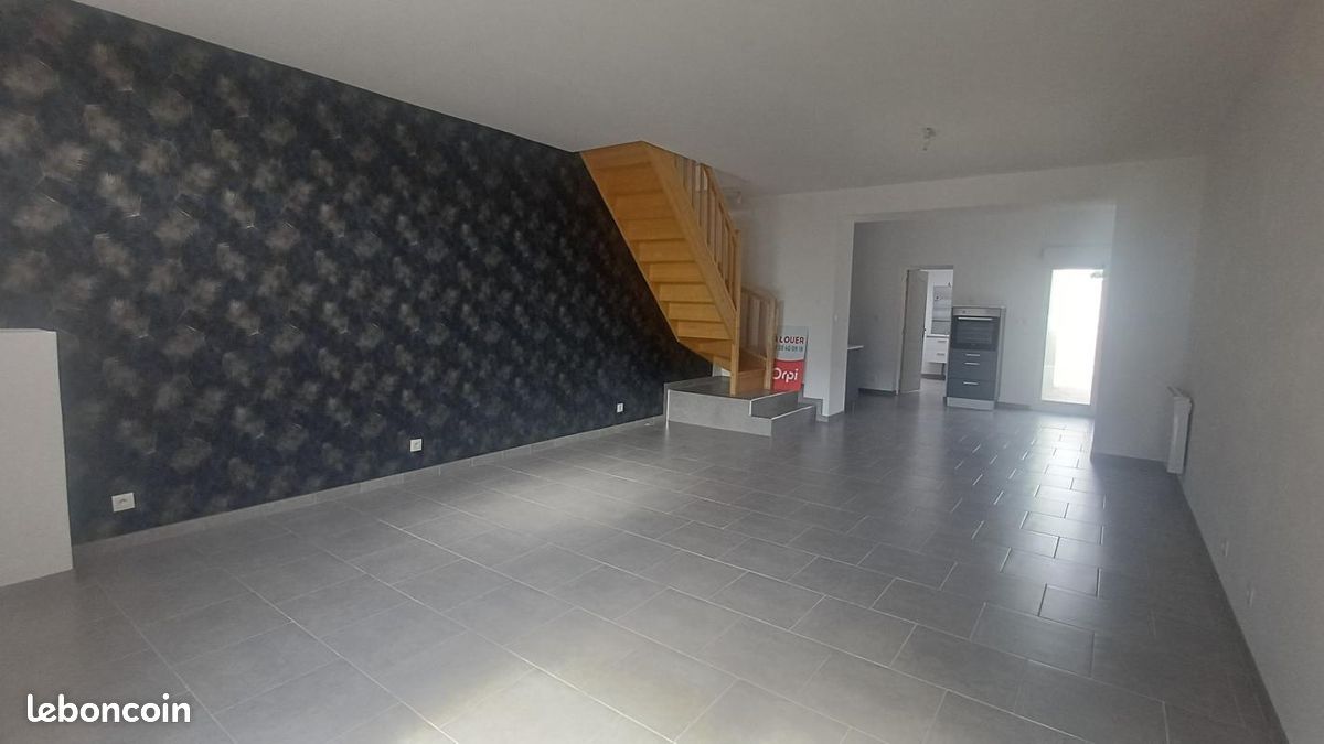 Maison 4 pièces 112 m² · à Neuf-Berquin · 112 m² · 800 €/mois