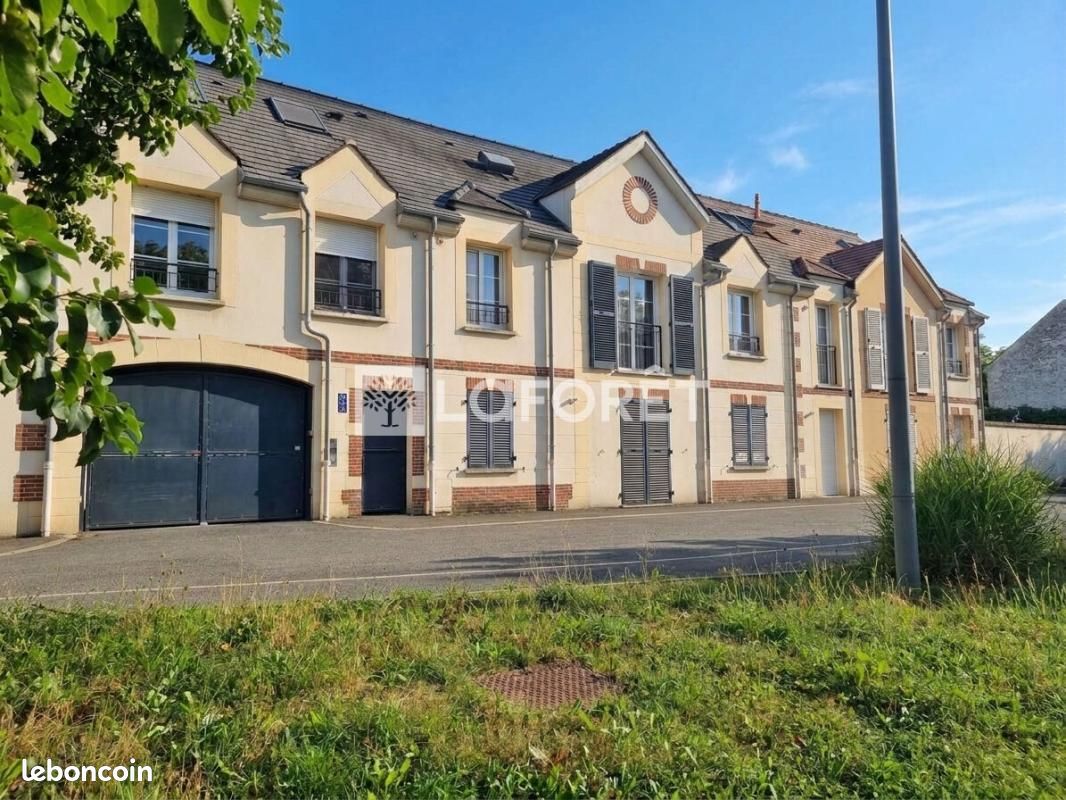 Appartement 1 pièce 37 m² · à Saint-Ouen-l'Aumône · 37 m² · 130 000 €