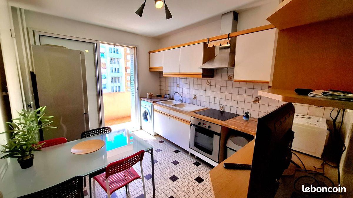 Appartement 5 pièces 72 m² · à Villeurbanne · 72 m² · 595 €