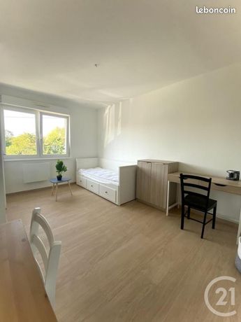 Studio 1 pièce 17 m²