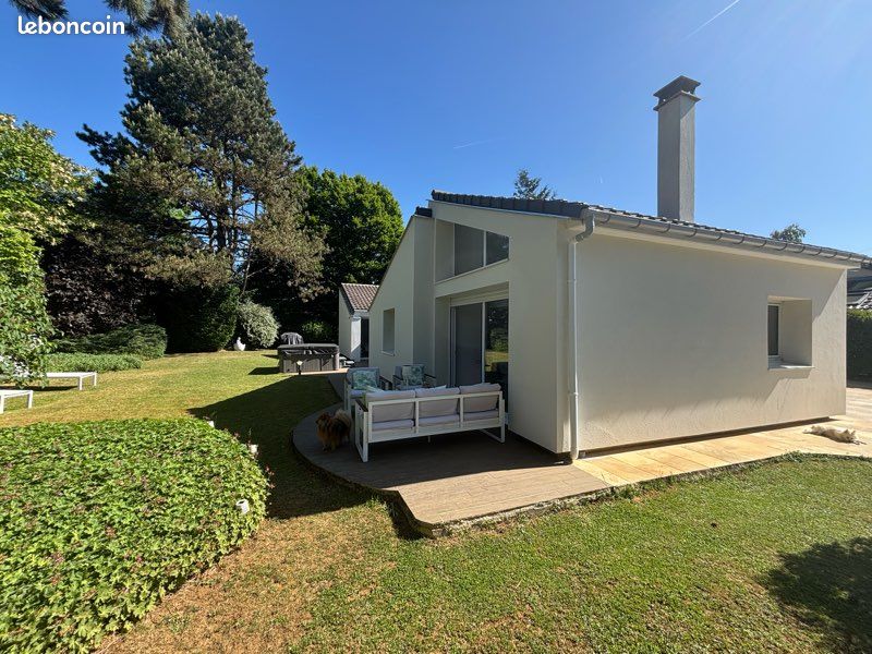 Maison 5 pièces 125 m² · à Lésigny · 125 m² · 585 000 €