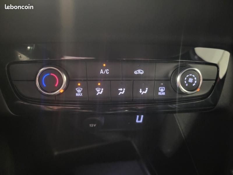 Opel Corsa 1.2 75ch GS (image 19)