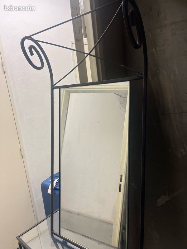 Tablette et miroir (image 3)