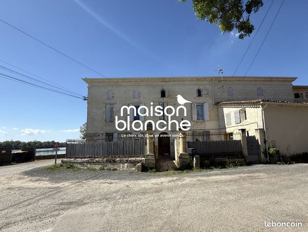 Immeuble 320 m² La Rivière