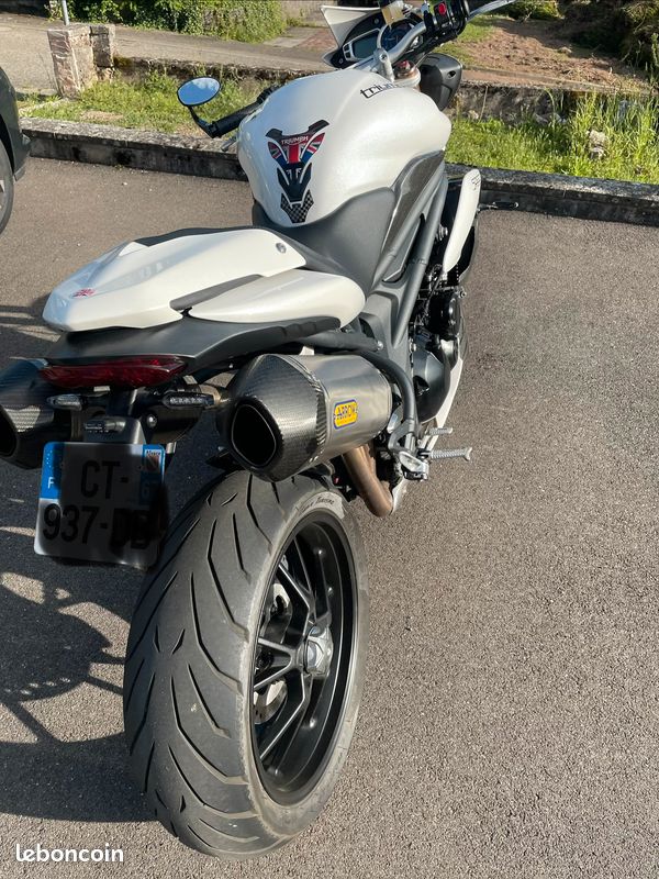 Vends Triumph Speed Triple (image 2)