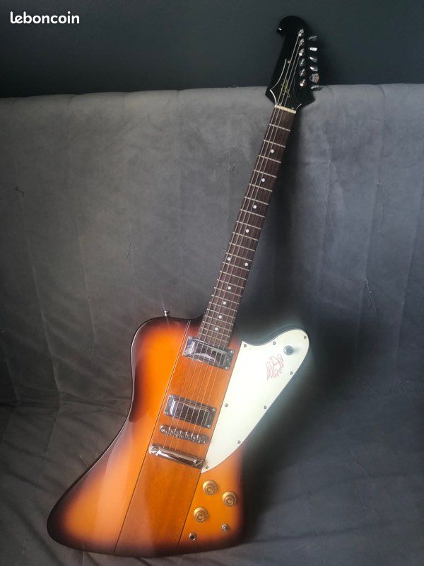 Tokai Firebird (image 1)