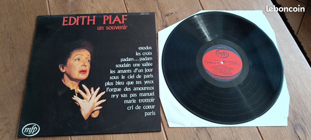 Vinyle Edith Piaf Un souvenir 33 tours (image 1)