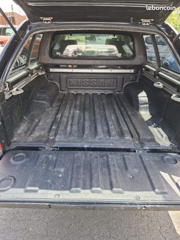 NISSAN NAVARA PICK UP HARD TOP 2008 175000 km (image 5)