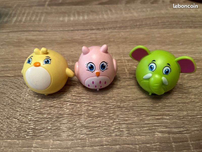 Jouet enfant - lot de 3 figurines sur roulette (image 1)