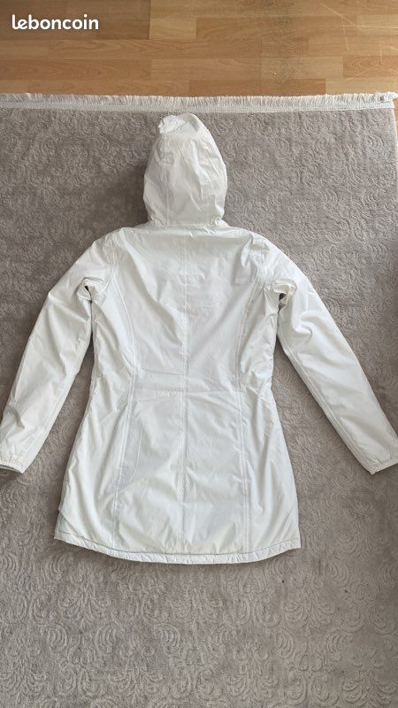 Parka coupe-vent et déperlante, capuche avec fausse fourrure amovible