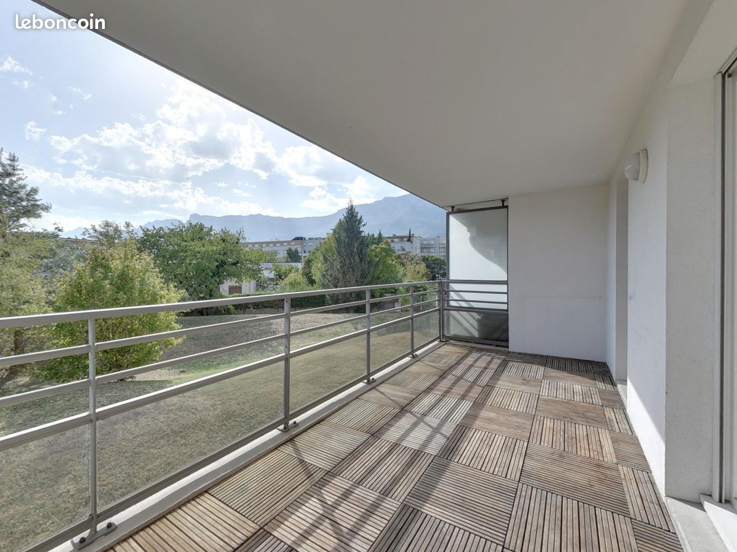 Appartement 3 pièces 72 m² · à Échirolles · 72 m² · 905 €/mois