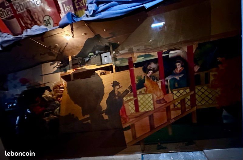 Miroir avec femmes Japonaises gravées à la main (image 4)