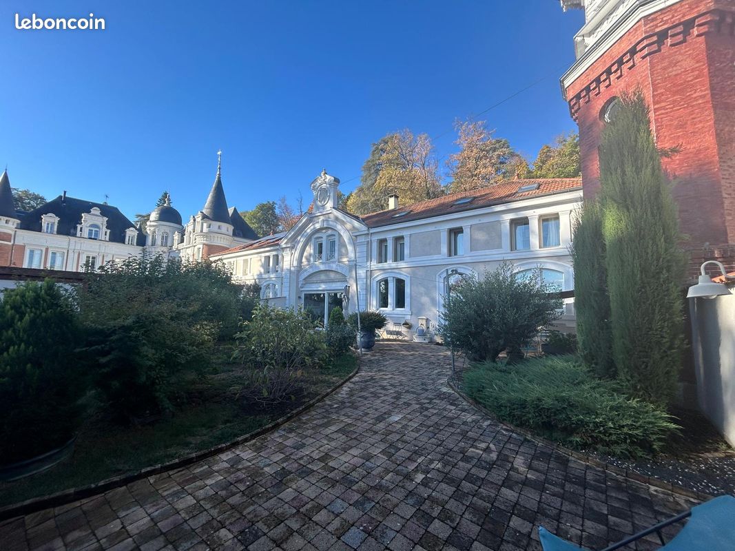 Maison 7 pièces 171 m² · à Sorbiers · 171 m² · 399 000 €
