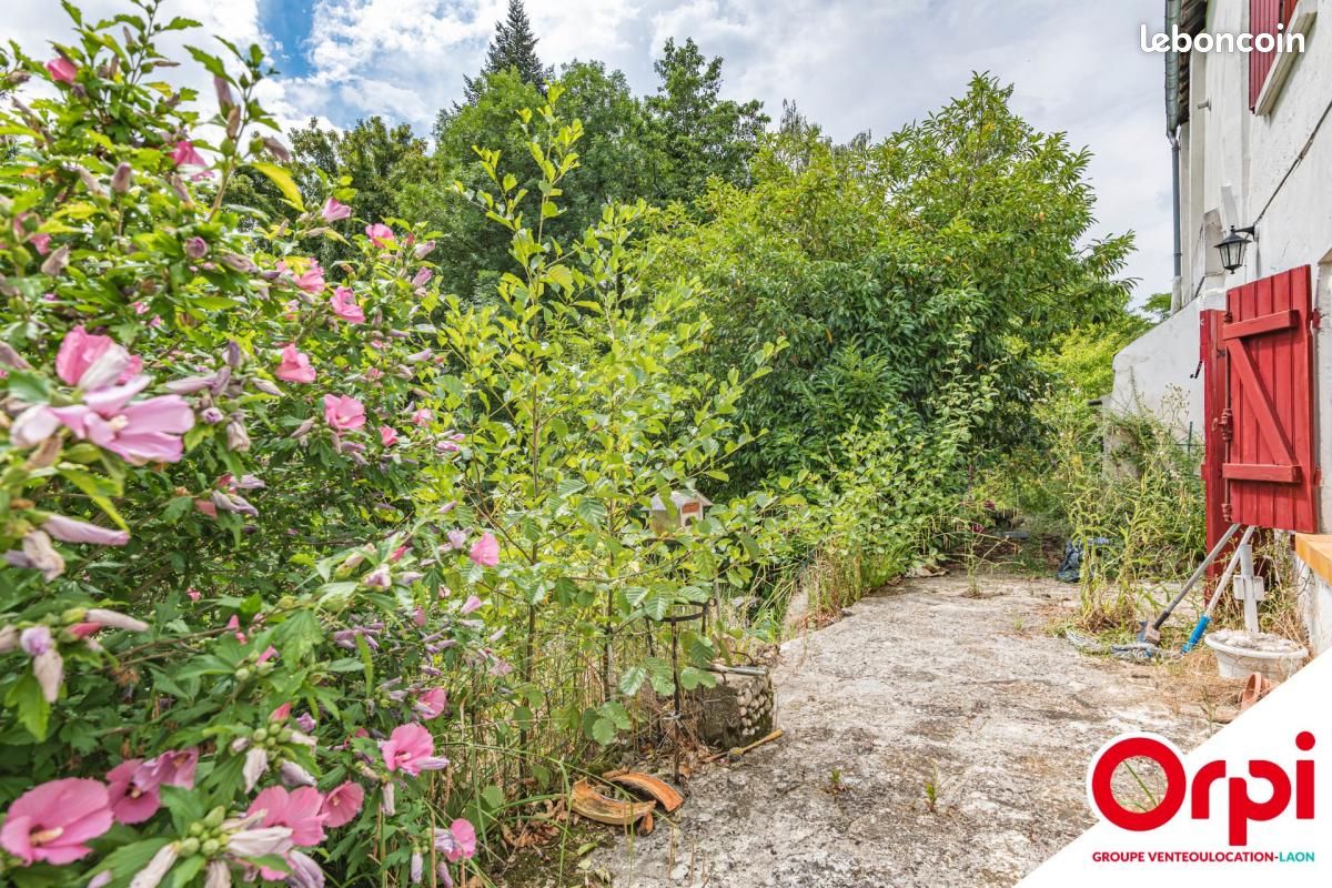 Maison 2 pièces 75 m² · à Crépy · 75 m² · 62 500 €