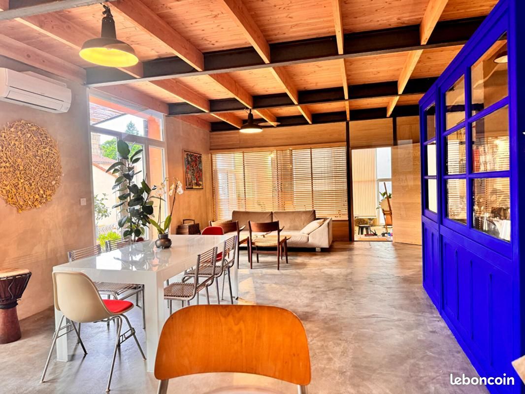 Maison 3 pièces 195 m² · à Labastide-Rouairoux · 195 m² · 355 000 €