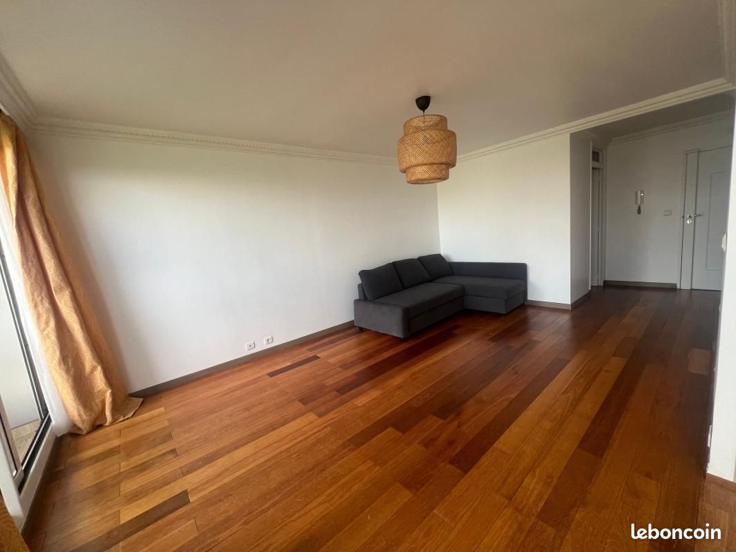 Appartement 3 pièces 77 m² · à Bagnolet · 77 m² · 320 000 €
