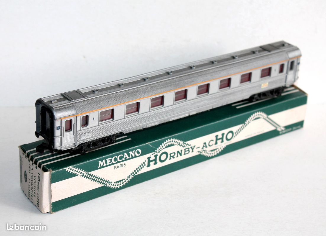 Rame De 3 Voitures Voyageurs Hornby HO - 1ère Classe - Paris-Lille - Occasion