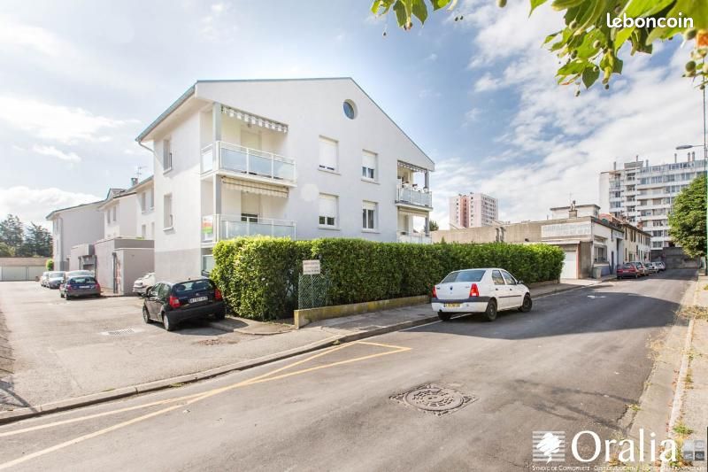 Appartement 4 pièces 73 m² · à Grenoble · 73 m² · 857 €