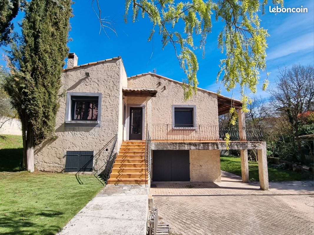 Maison 6 pièces 168 m² · à Gréasque · 168 m² · 635 000 €