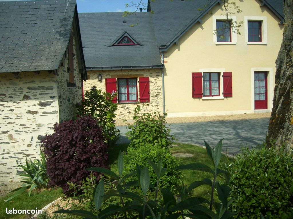 Maison 3 pièces 80 m² · à Segré-en-Anjou Bleu · 80 m² · 520 €