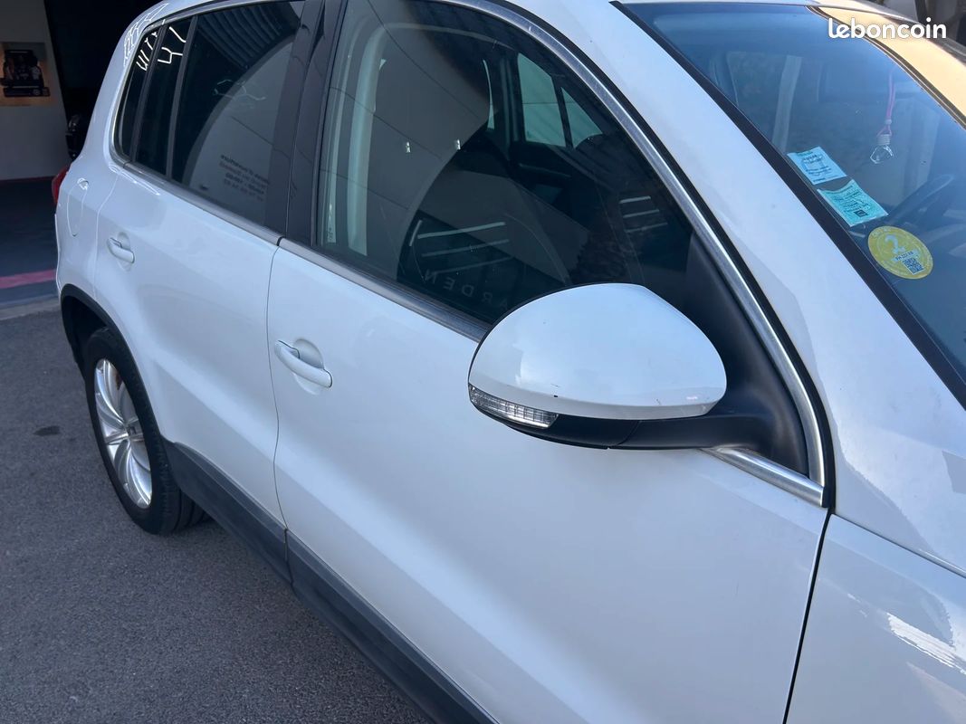 Volkswagen TIGUAN 2.0 TDi 16V DPF BlueMotion 140 cv CUP BMT (image 40)
