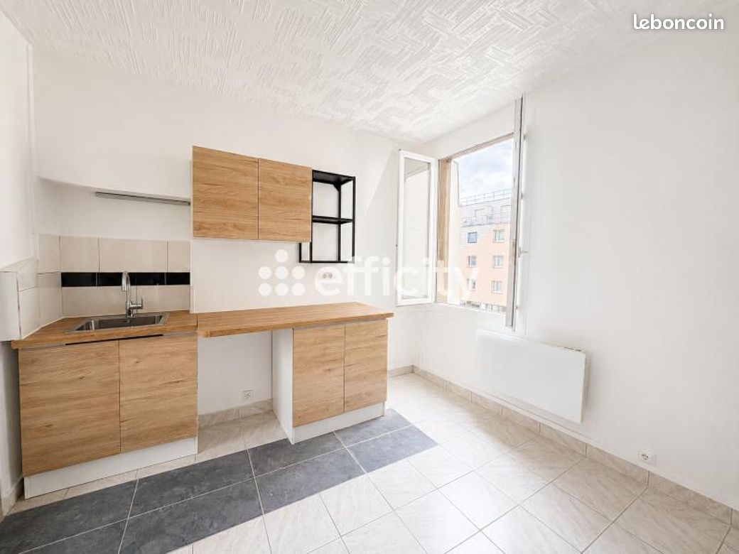 Appartement 1 pièce 15 m² · à Paris · 15 m² · 156 000 €