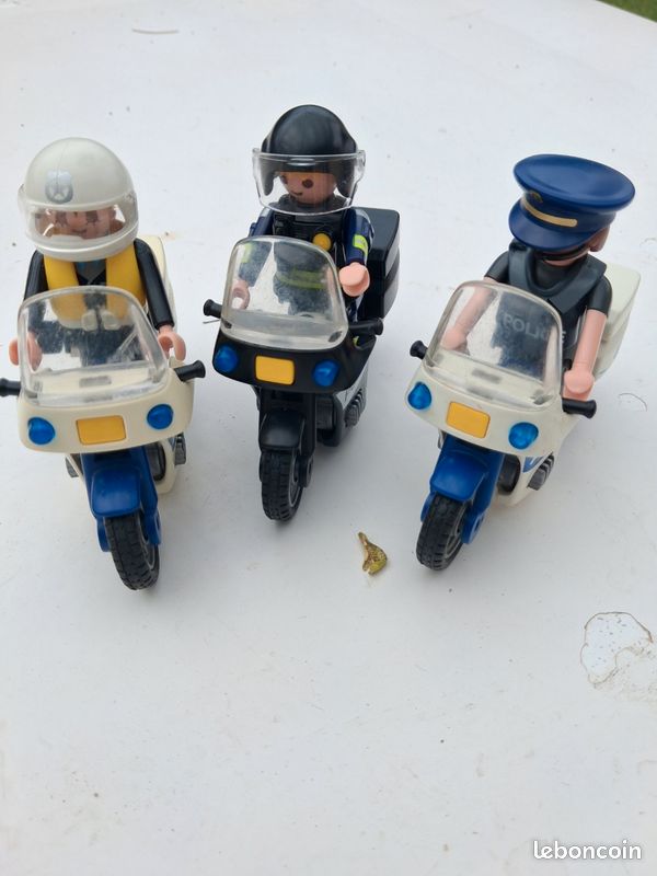 Playmobil motos police et figurines (image 1)