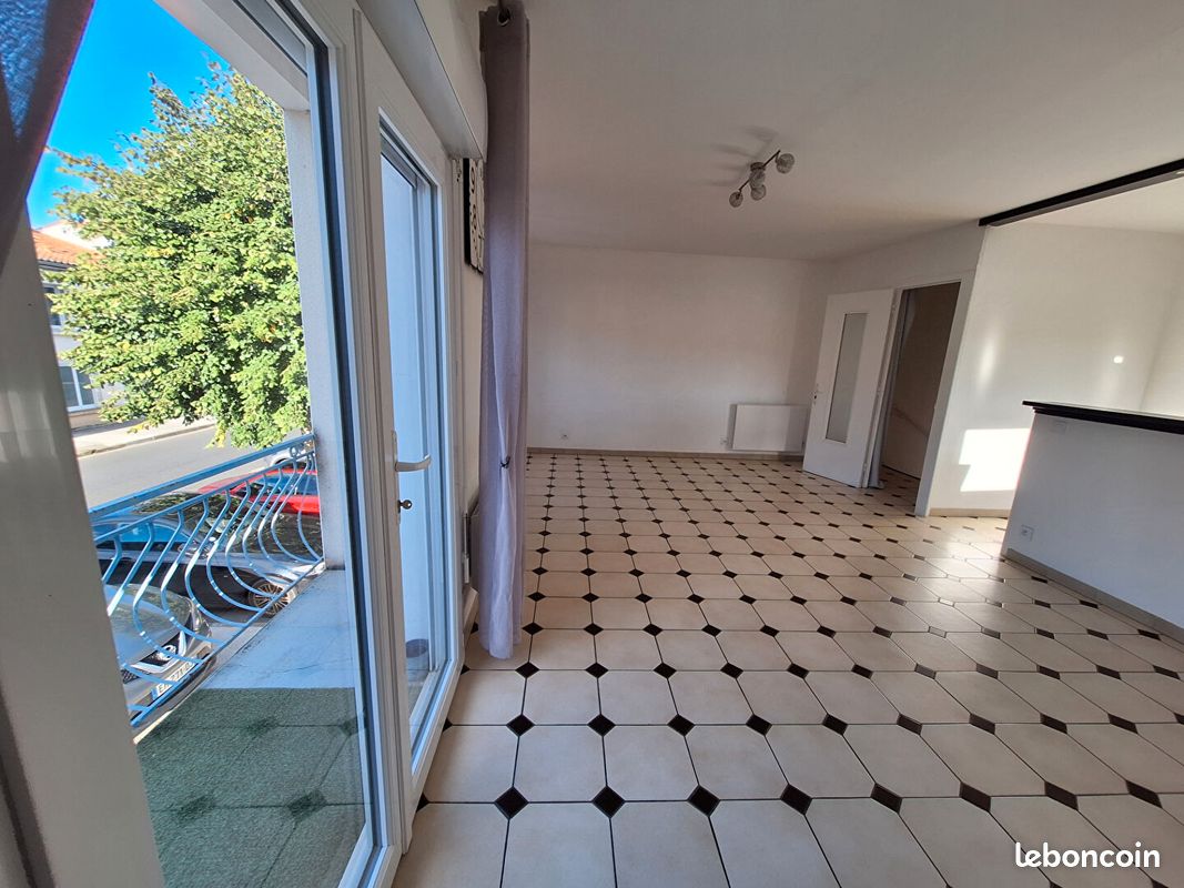 Appartement 3 pièces 81 m² · à Saujon · 81 m² · 750 €/mois
