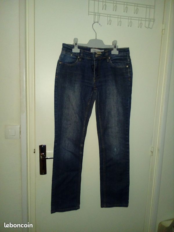 Jeans taille 34 (image 1)