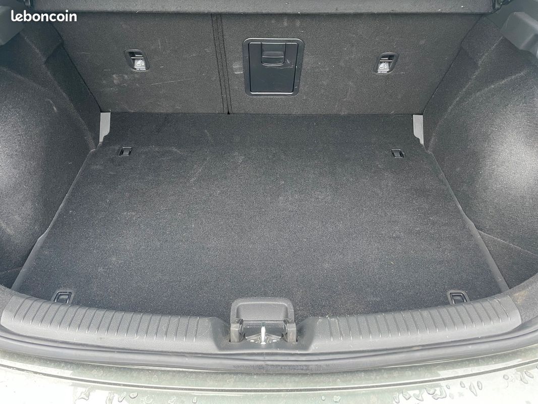Hyundai i30 T-GDI 120 HYBRIDE 48V CREATIVE BVA (image 16)