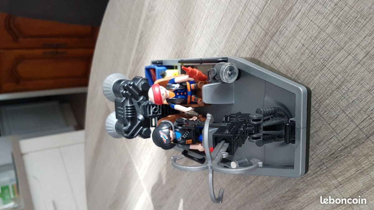 Vends bateau pirate (image 1)