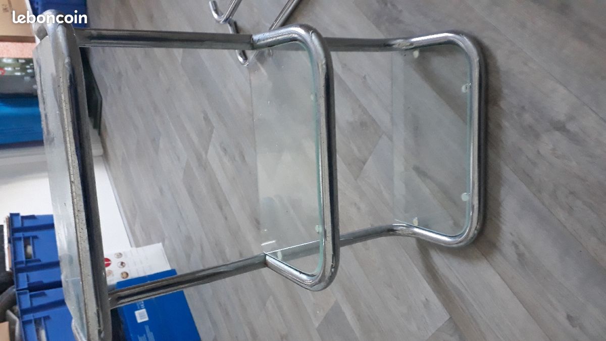Étagère et porte-serviette (image 1)