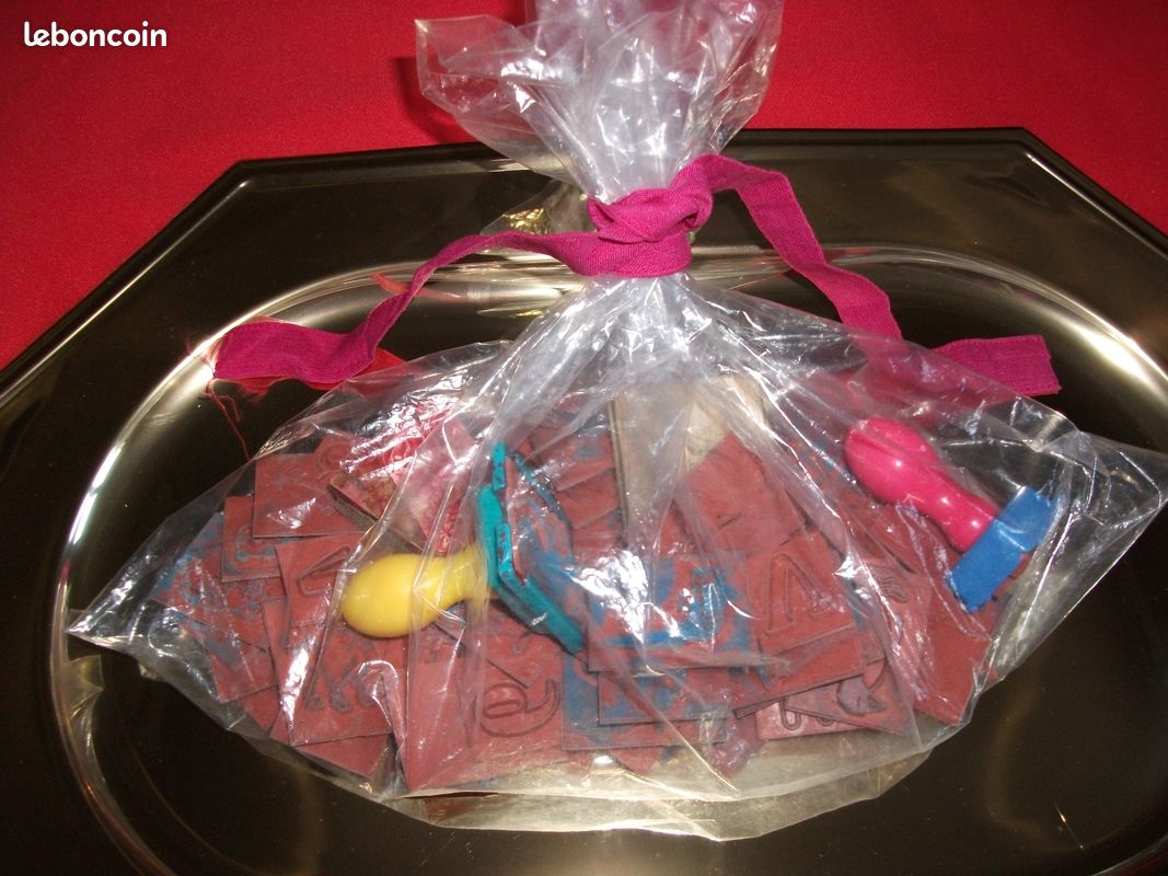 Des 3 ans en tbe 4 tampons +79 plaques differentes (image 1)