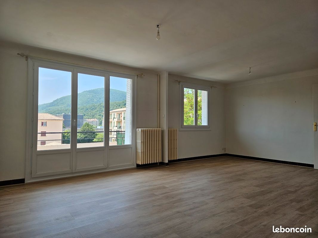 Appartement 3 pièces 71 m² · à Sisteron · 71 m² · 748 €/mois
