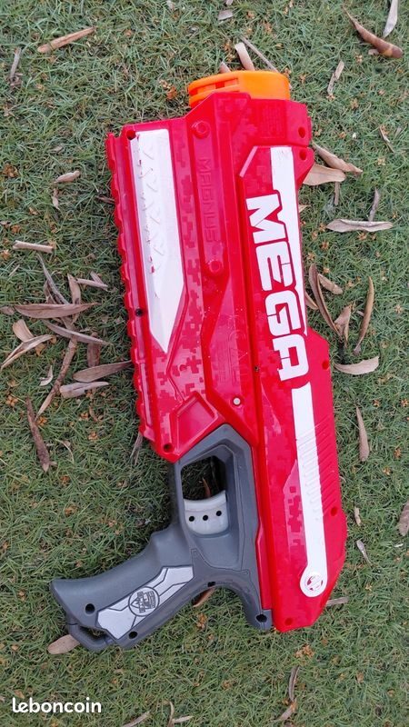 Nerf mega (image 1)