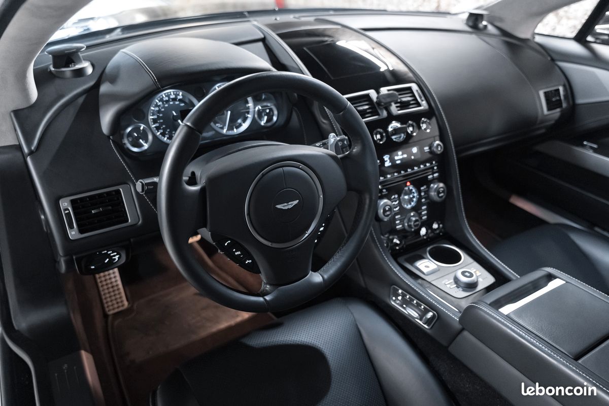 Aston Martin Rapide S V12 6.0 560 - Bang & Olufsen, Sièges avant et arrière ventilés - Disponible en financement à partir de 990e / Mois (image 8)