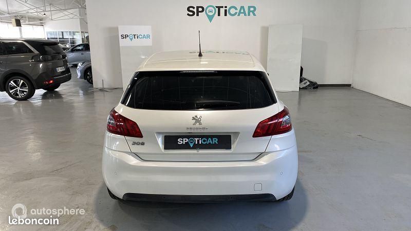 Peugeot 308 1.5 BlueHDi 130ch S&S Allure EAT8 (image 4)