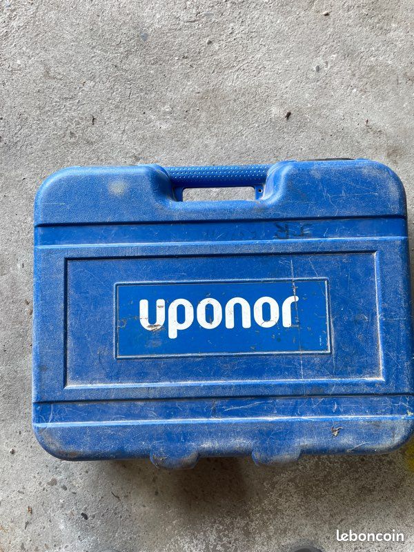 Sertisseuse Uponor Mini – Pour Tuyaux Multicouches – Occasion