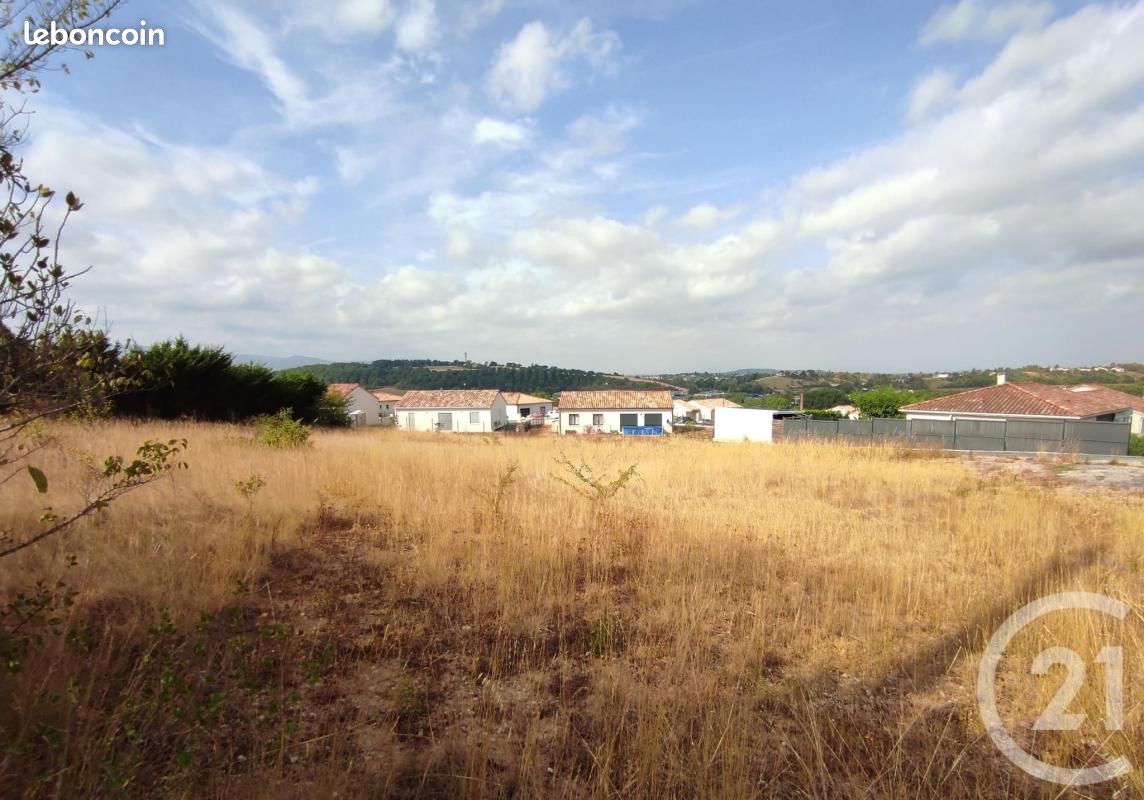 Terrain 2 000 m² Castres · 87 000 €