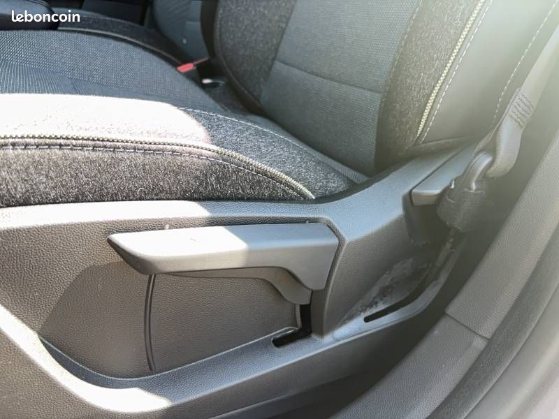 Renault Captur Eco-G 100 ch Techno (image 14)