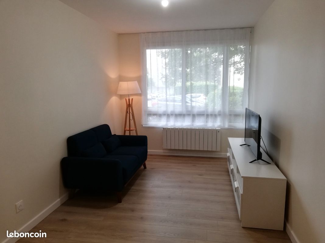 Appartement 3 pièces 53 m² · à Saint-Genis-Laval · 53 m² · 950 €/mois