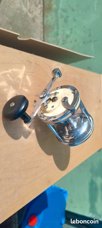 Moulinet Multiplicateur Garcia Mitchell 624 - Pour Droitier, Fabriqué En France - Occasion En état Fonctionnel