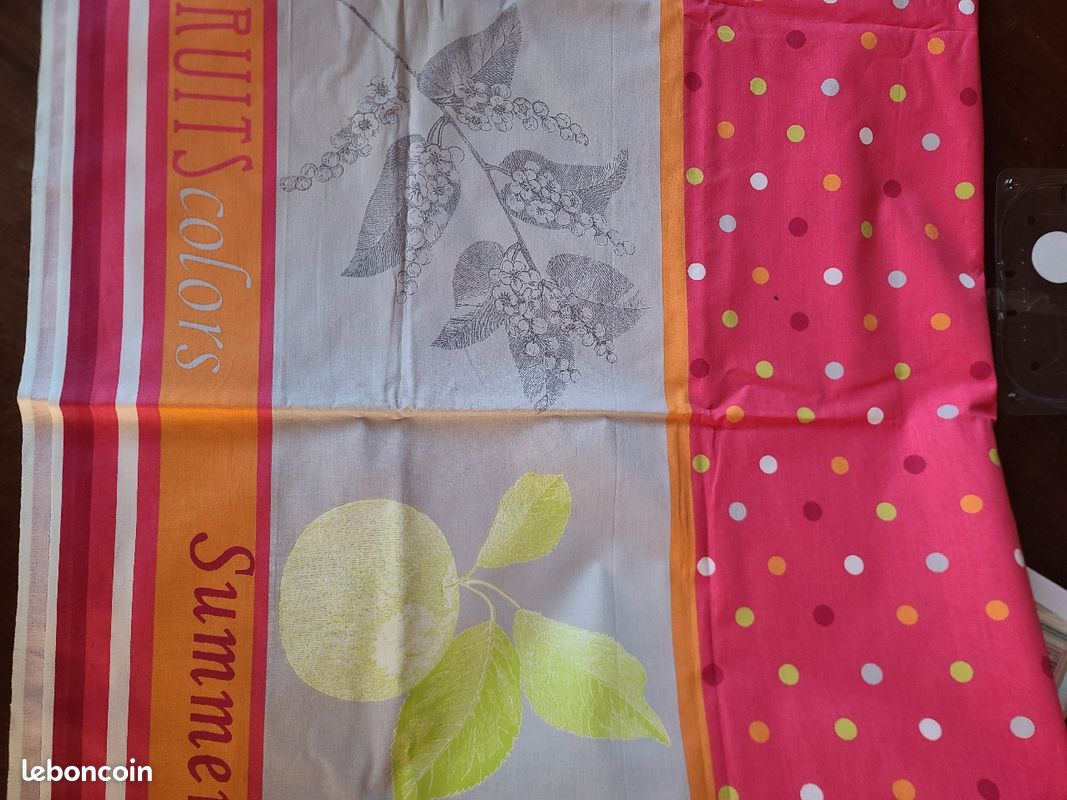 Coupon tissu pour nappe (image 1)