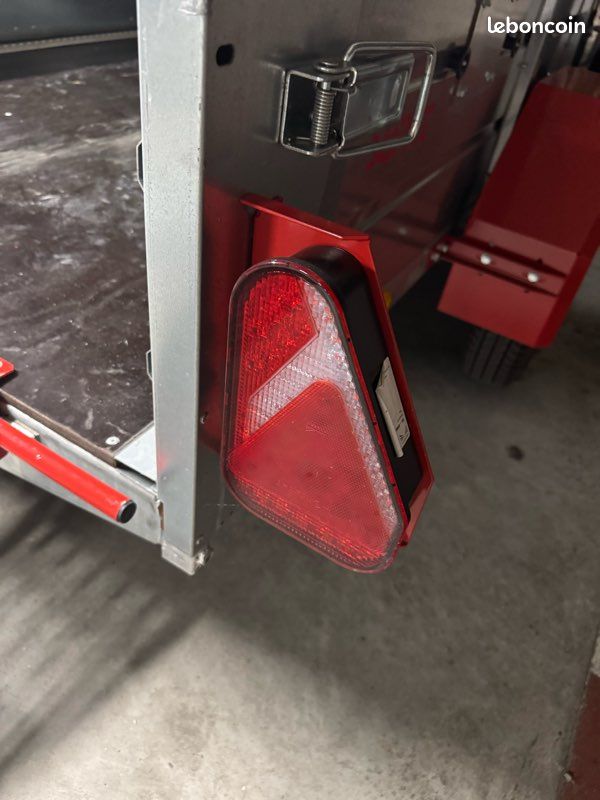 Remorque SUIVIT S600 basculante porte moto PTC 495 Kg / charge utile 265 Kg (image 12)