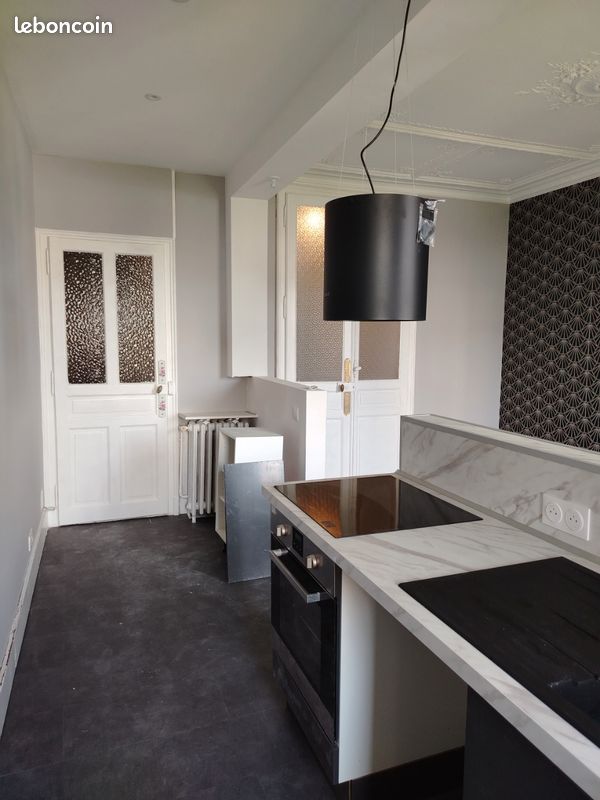Appartement 4 pièces 98 m² · à Épinal · 98 m² · 700 €