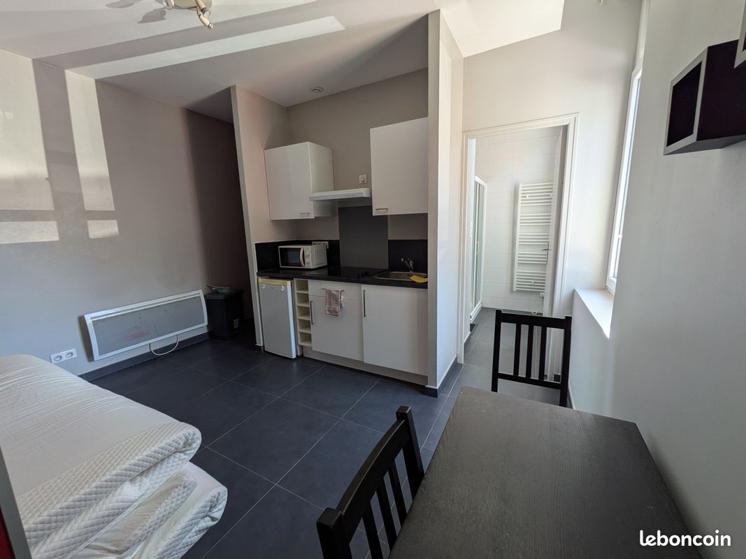 Appartement 20 m² · à Saint-Quentin · 20 m² · 372 €