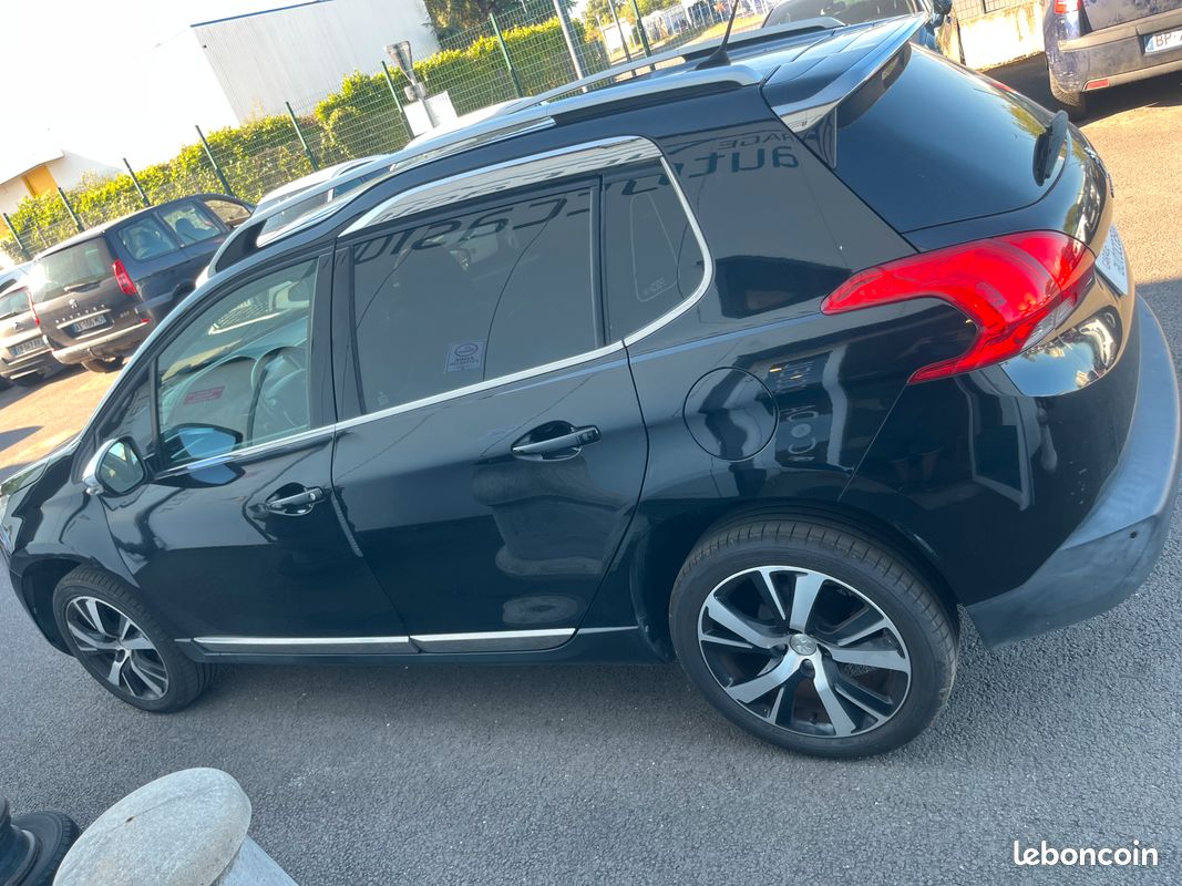 Peugeot 2008 feline titane 110 cv moteur neuf (image 4)